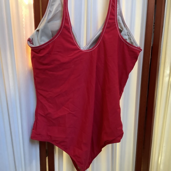 Eloquii Red Women's One Piece Swimsuit - Picture 5 of 10